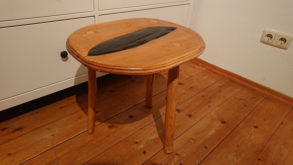 Hocker Mit Beinen Dictum Handwerksgalerie